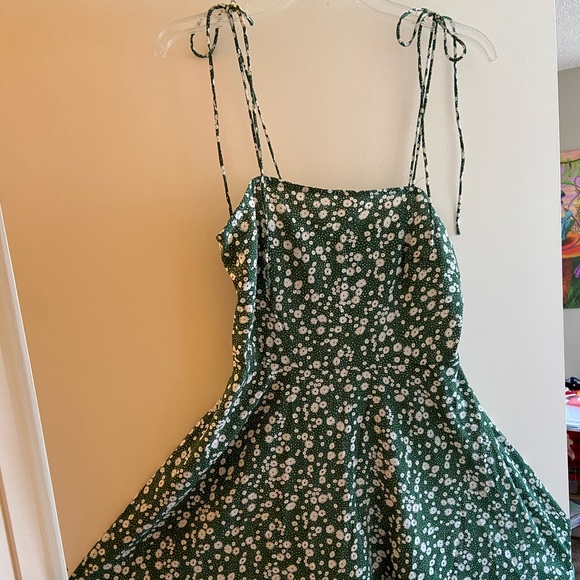 Zaful Dresses & Skirts - NWT Zaful Floral Fit n Flare Summer Dress Sz 6